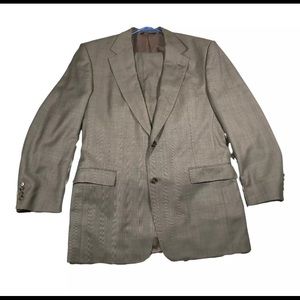 Vintage BURBERRYS' Mens Size 42L Beige Suit 2 Button Jacket & Pants